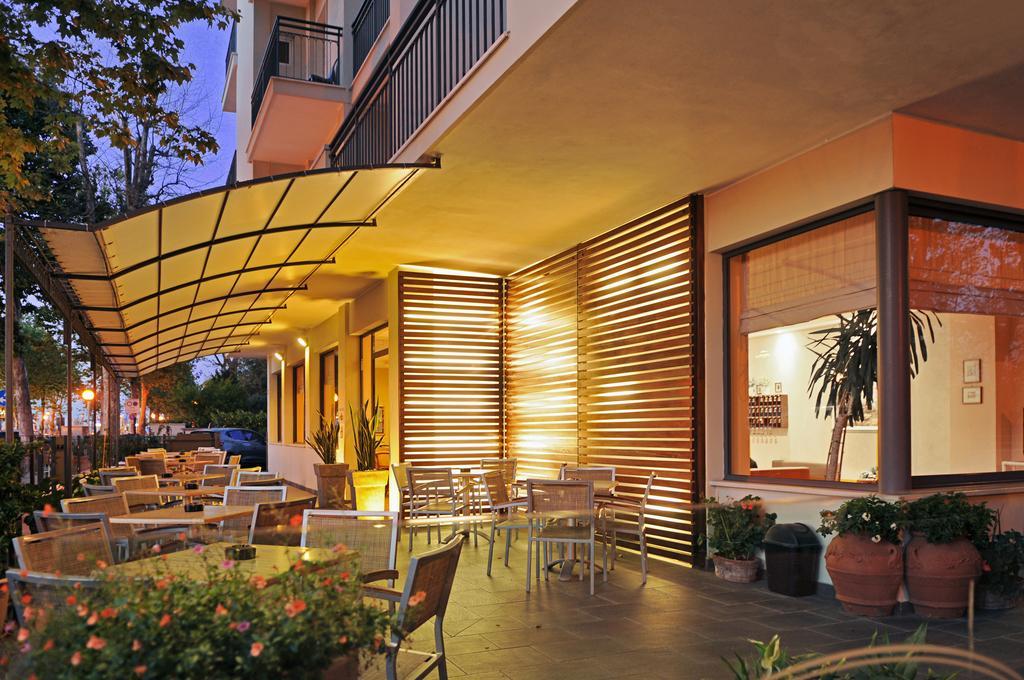 Hotel Prater Cesenatico Εξωτερικό φωτογραφία
