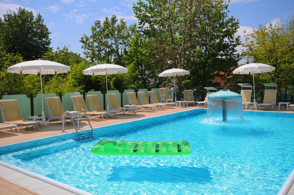 Hotel Prater Cesenatico Εξωτερικό φωτογραφία