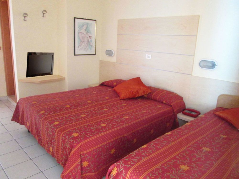 Hotel Prater Cesenatico Εξωτερικό φωτογραφία